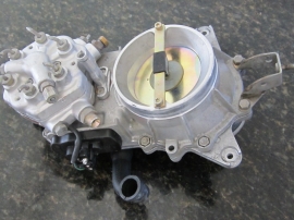 Mercedes Benz - Fuel Distributor AIR FLOW - 0438101012